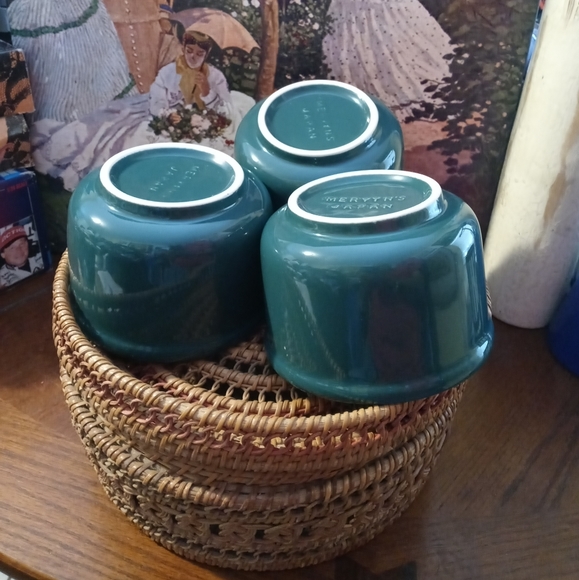 🎻Thick Artisan Weaved Covered Wicker Basket & 3 Mervyn Japan Soup Bowl.🍜 - Picture 7 of 8